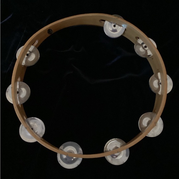 COPY - KENNY ROGERS AUTOGRAPHED Wood and Metal Tambourine from Circa 1980’s - Picture 3 of 5